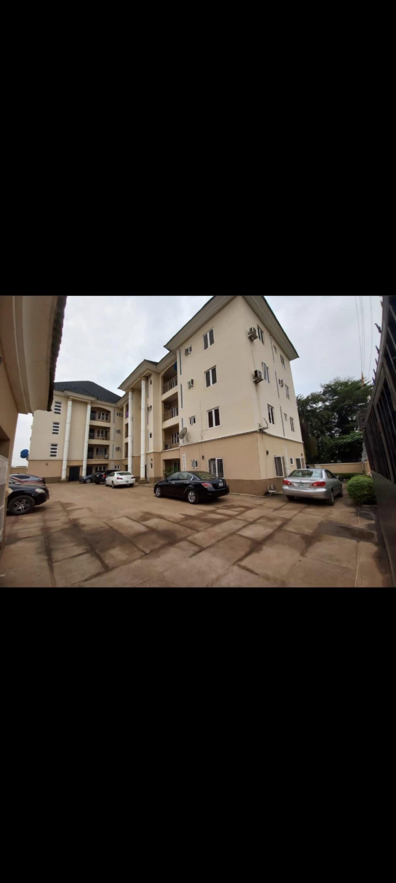 SPACIOUS 3 Bedroom FLAT | Strathium