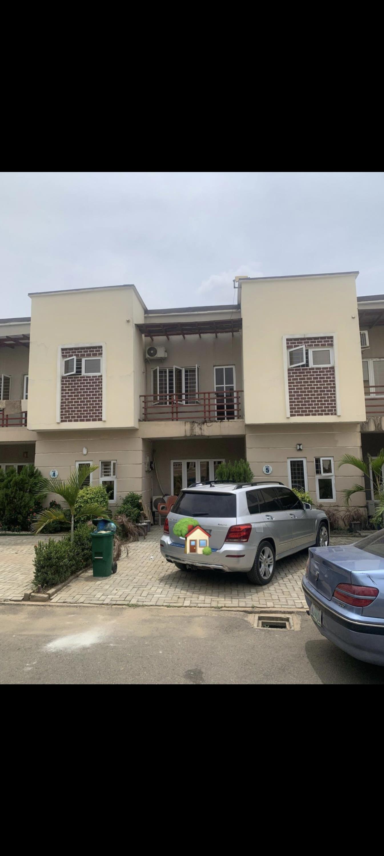 3 Bedroom TERRACE DUPLEX | Strathium