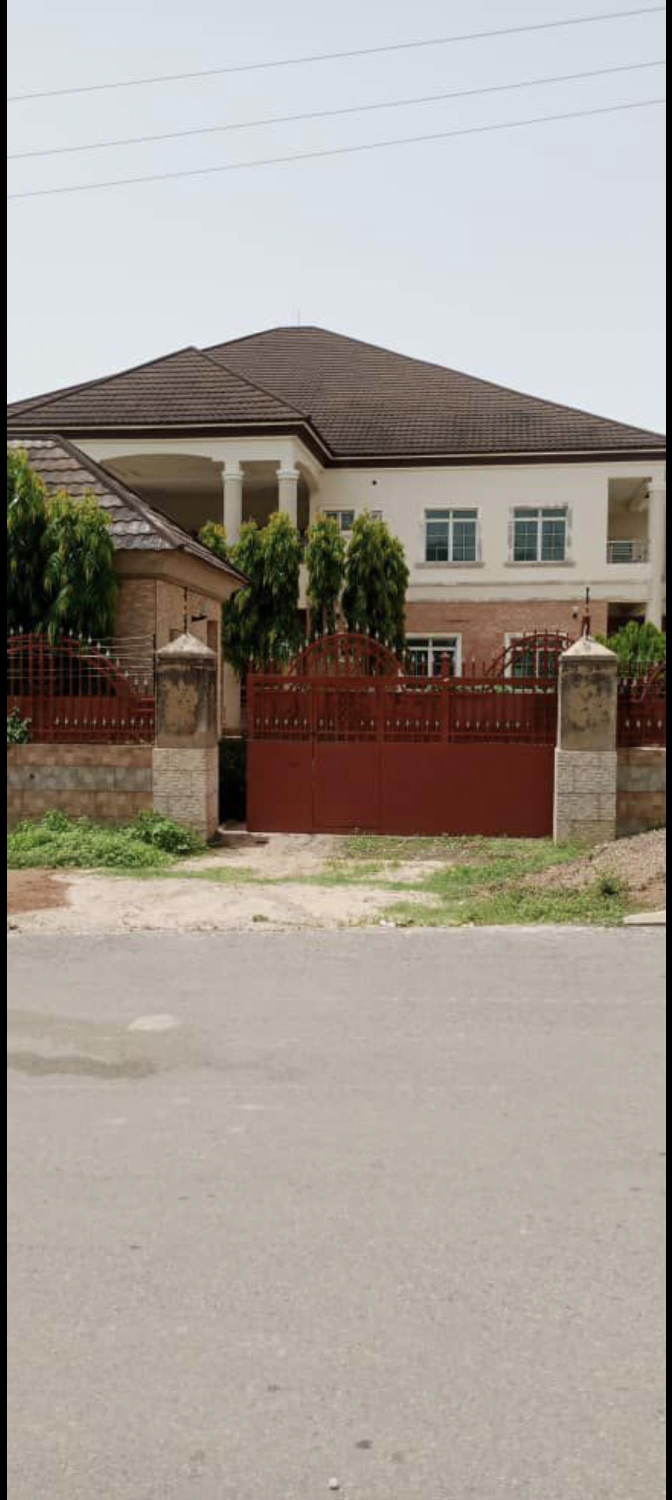 17 BEDROOMS MANSION+ 2 Bedroom BQ | Strathium