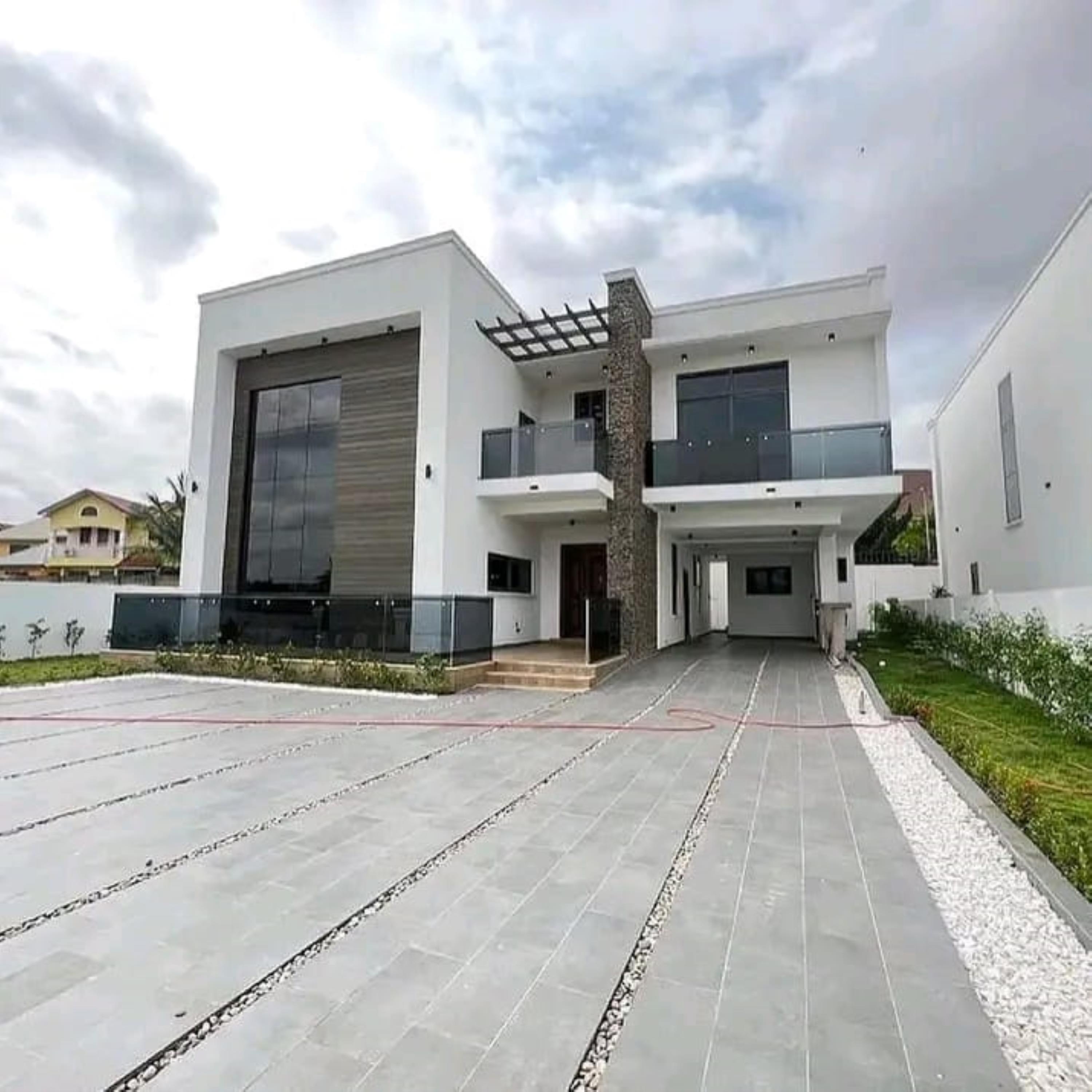 Luxurious 4 Bedroom townhouse @ Trasacco, Greater Accra, East legon | Strathium