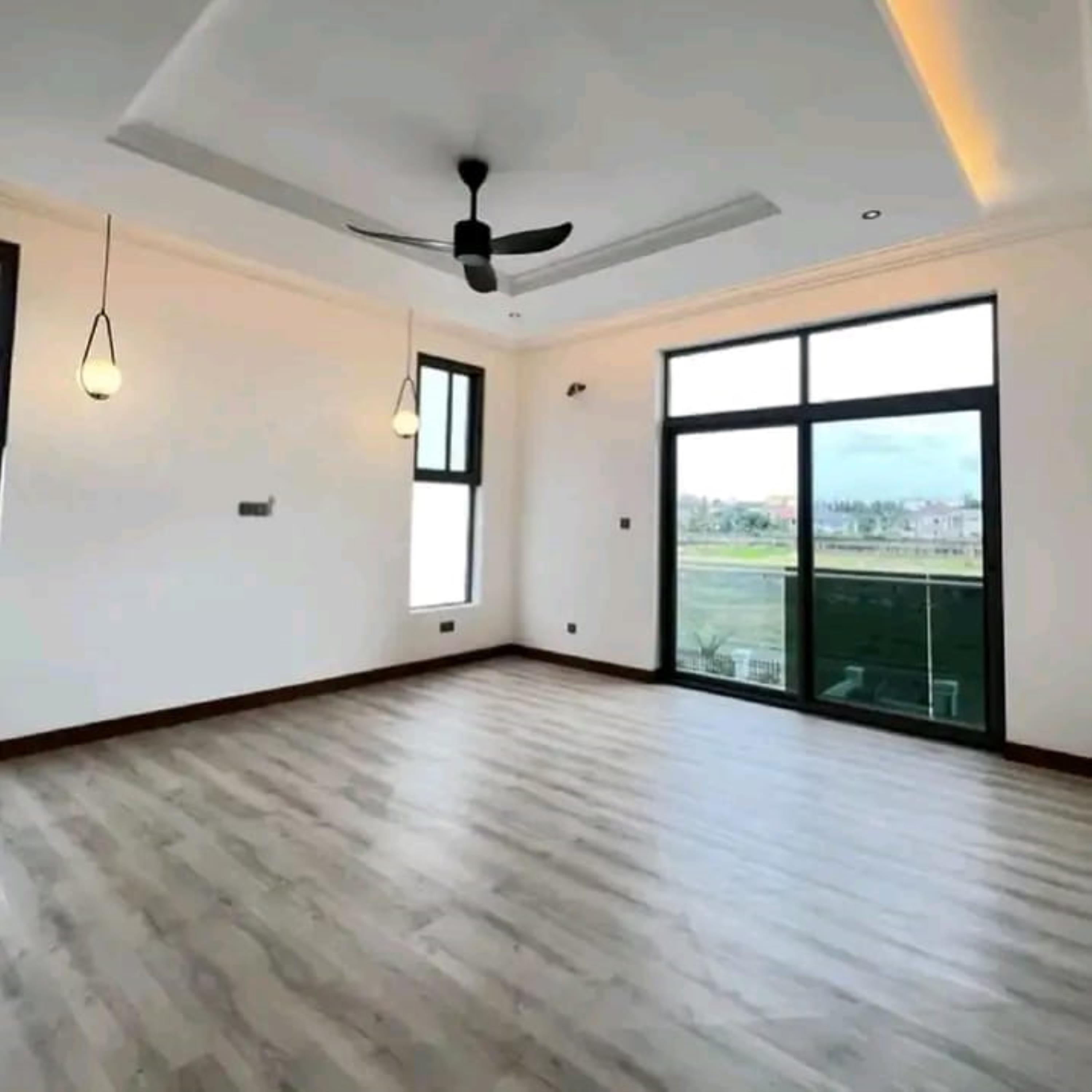 Luxurious 4 Bedroom townhouse @ Trasacco, Greater Accra, East legon | Strathium