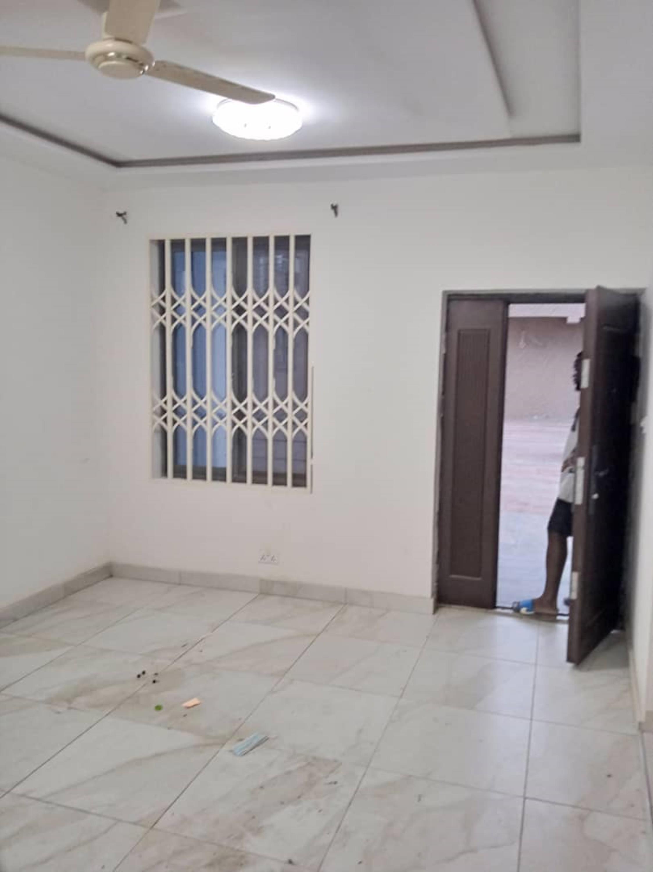Exexutive 1Bedroom Apartment @ Dome Pillar 2, Greater Accra | Strathium