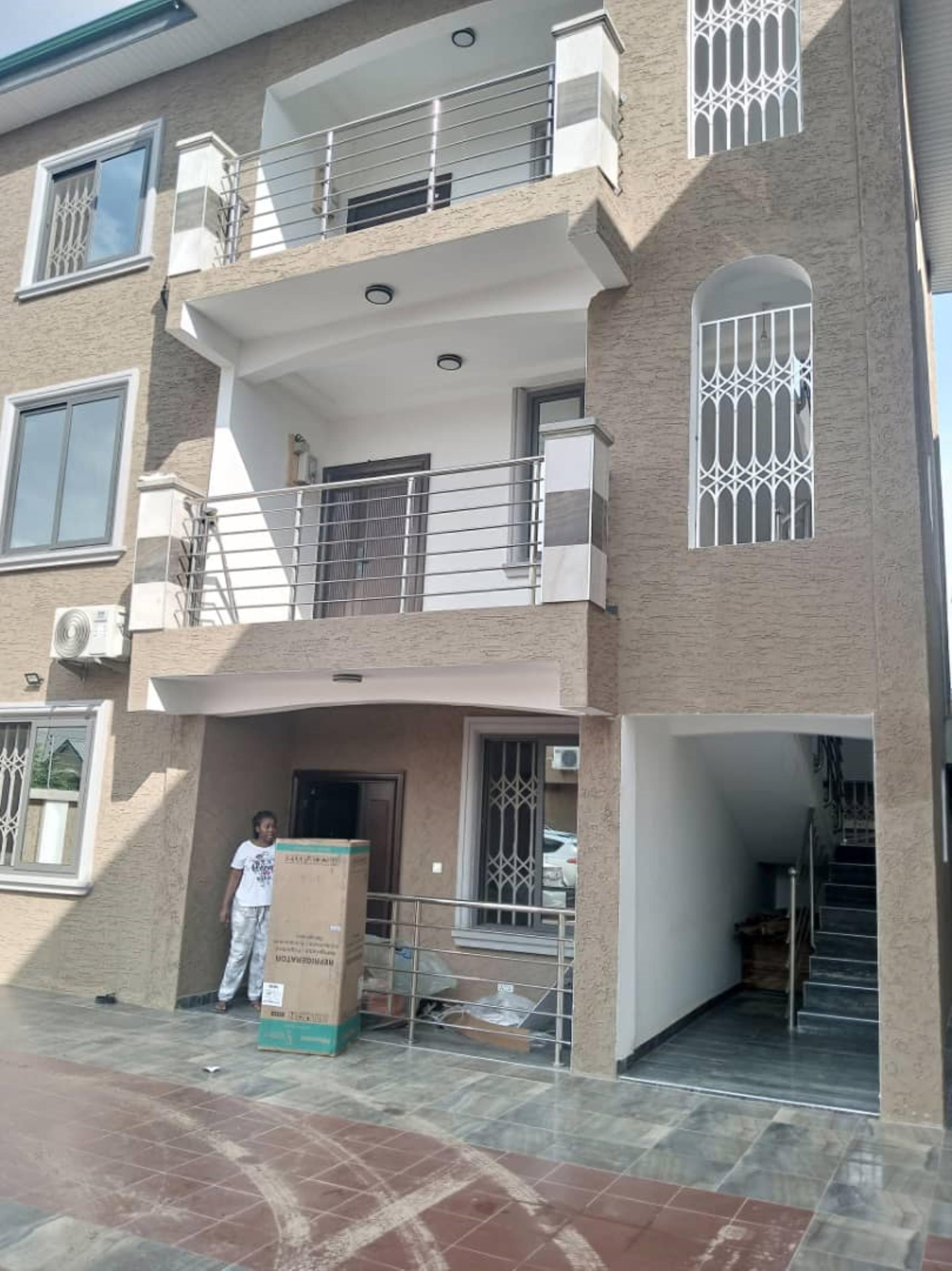 Exexutive 1Bedroom Apartment @ Dome Pillar 2, Greater Accra | Strathium