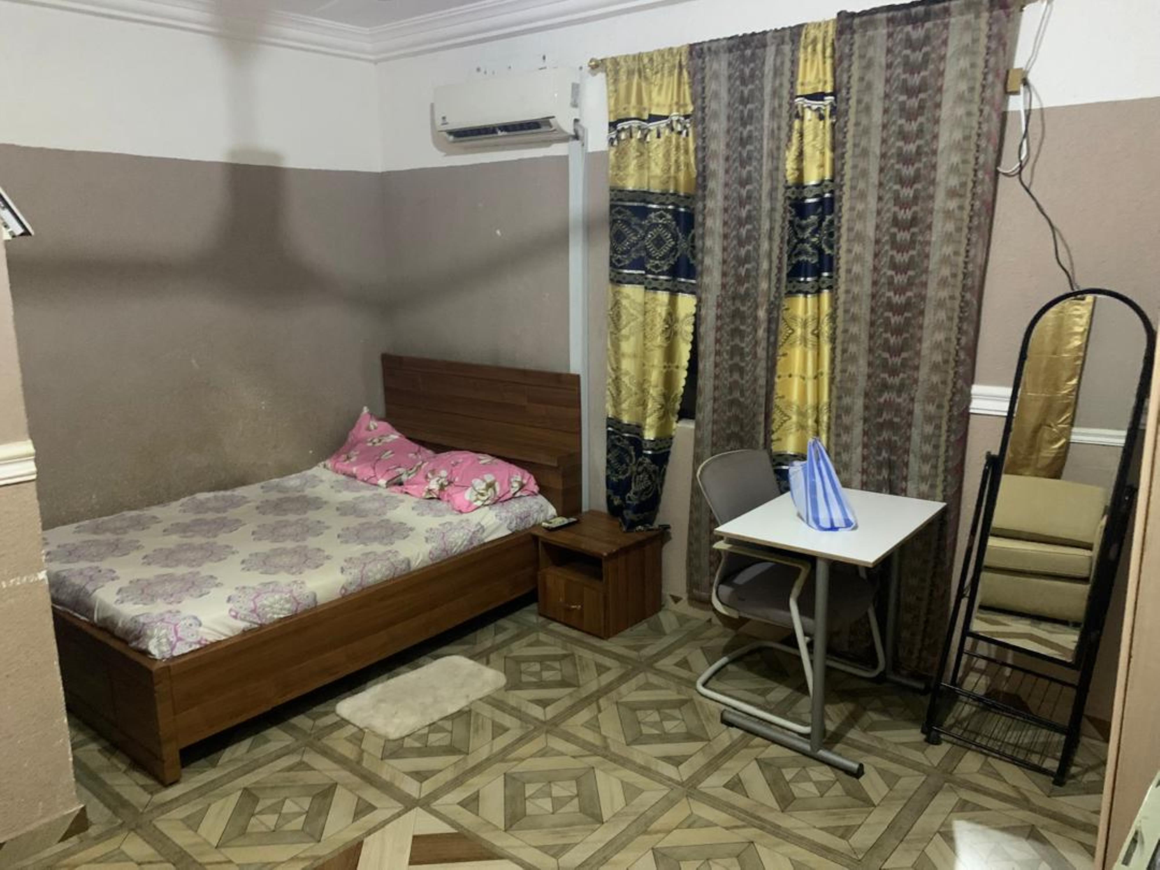 FURNISHED SINGLE ROOM SELF CONTAIN | Strathium