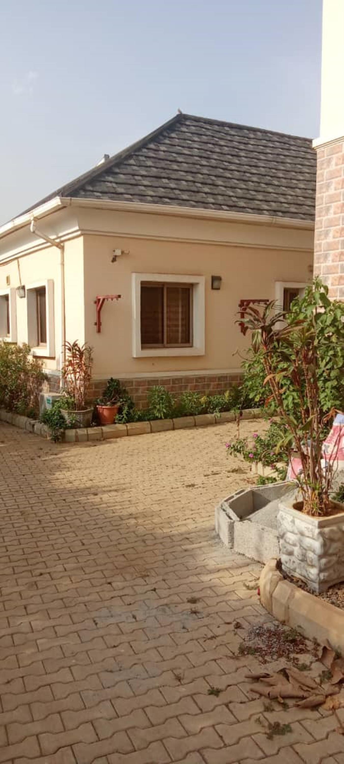 4 bedroom terrace | Strathium