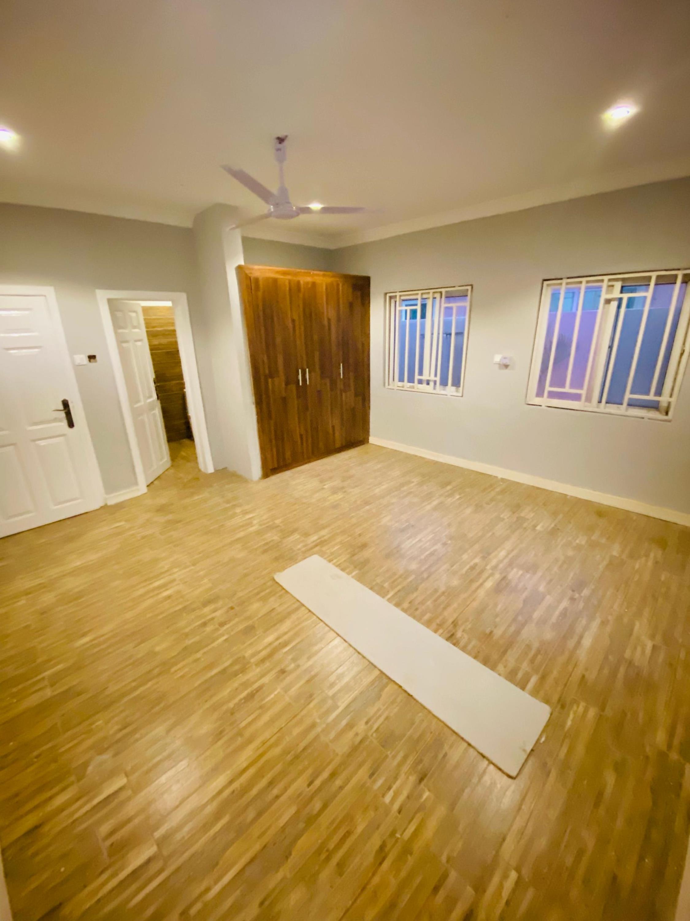 3 Bedrooms House | Strathium