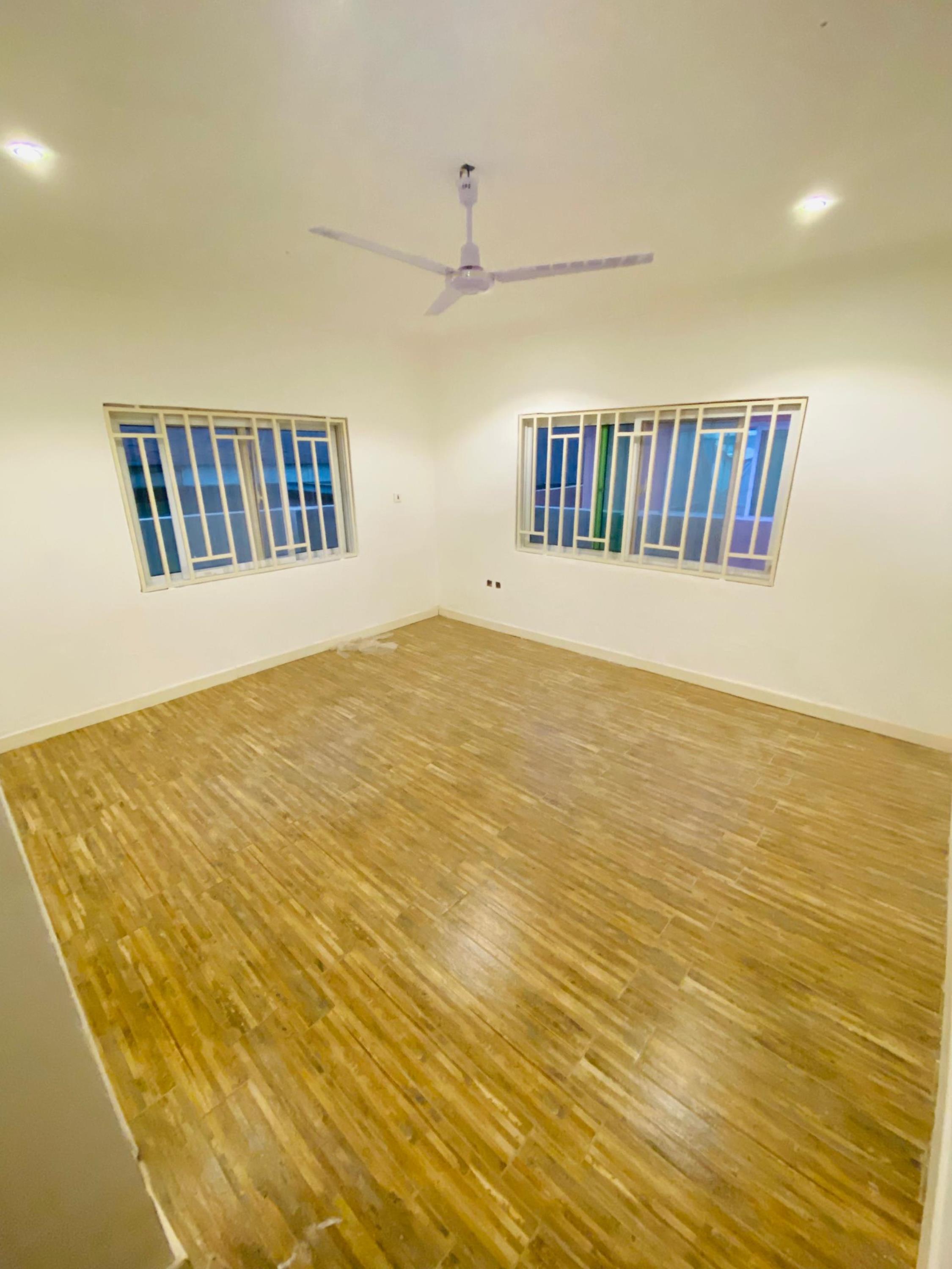 3 Bedrooms House | Strathium